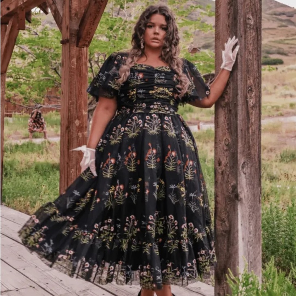 NWT JessaKae Sybil 4x